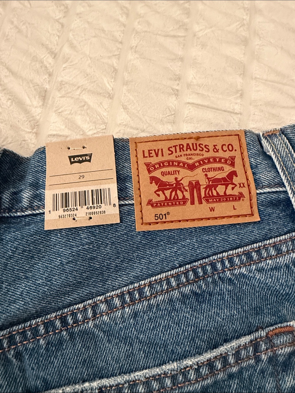 Levi's Distressed Blue Denim Jean Shorts - Picture 4 of 4